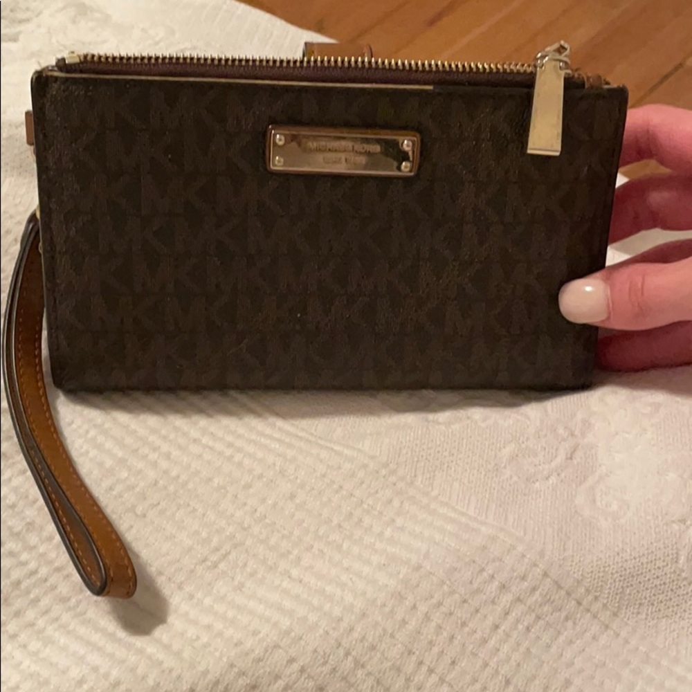 Michael Kors wallet